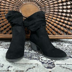 Rocket Dog Sassily Slouch Black Boots - Women’s 8.5